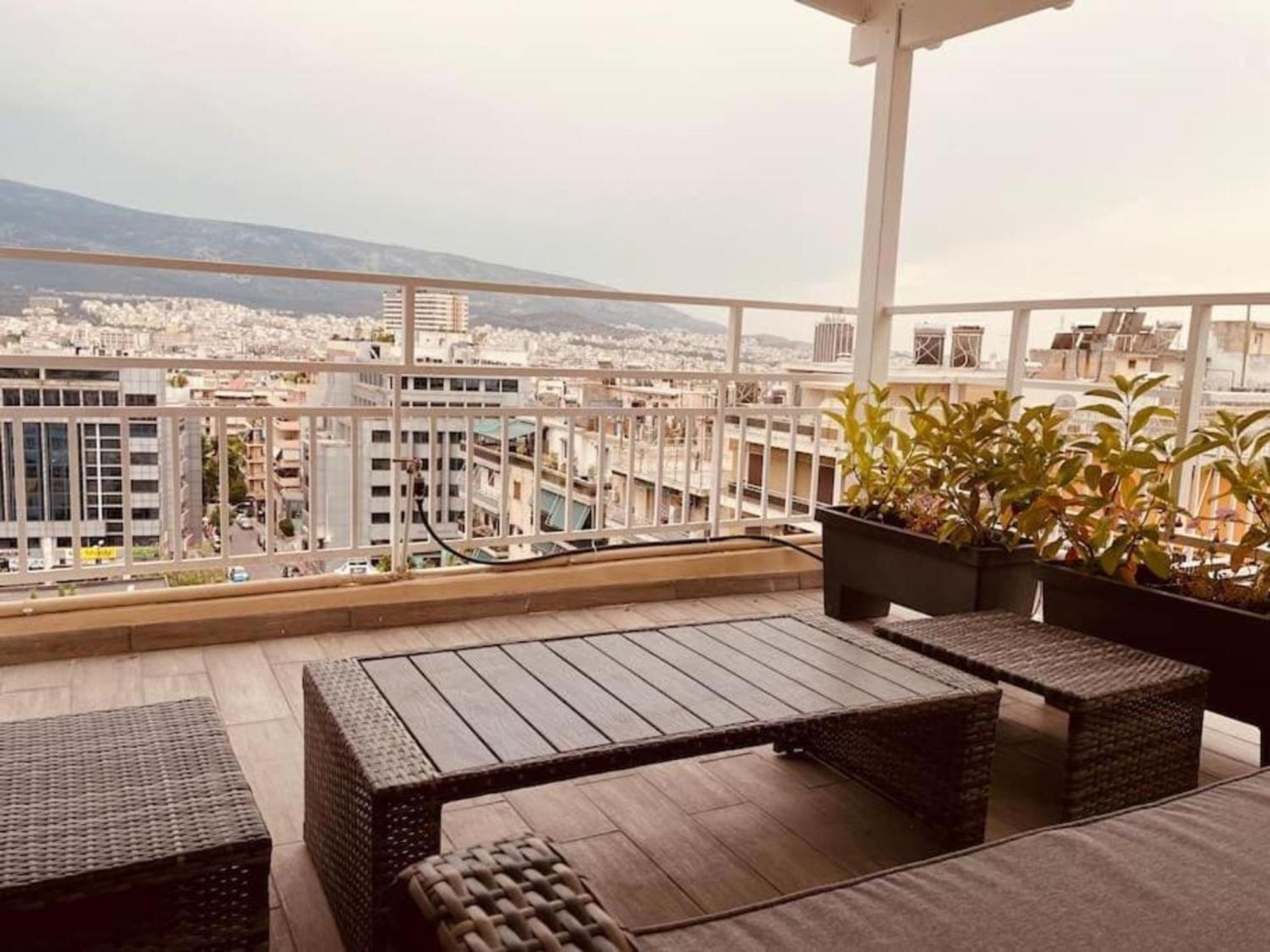 Apartment Tiny Rooftop Athens